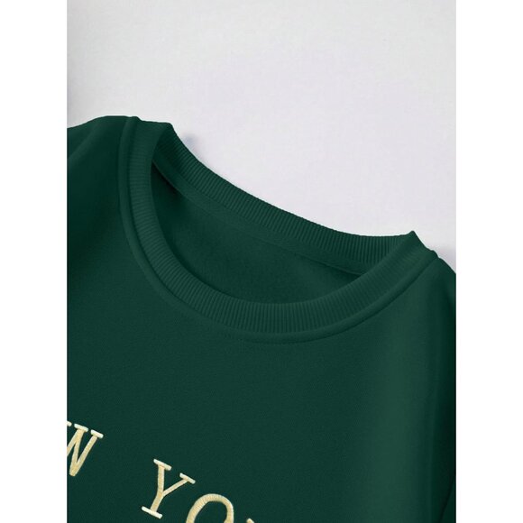 ⚡Women Green New York 1898 Imported Graphic Crewneck Long Sleeve Sweatshirt - Picture 3 of 5